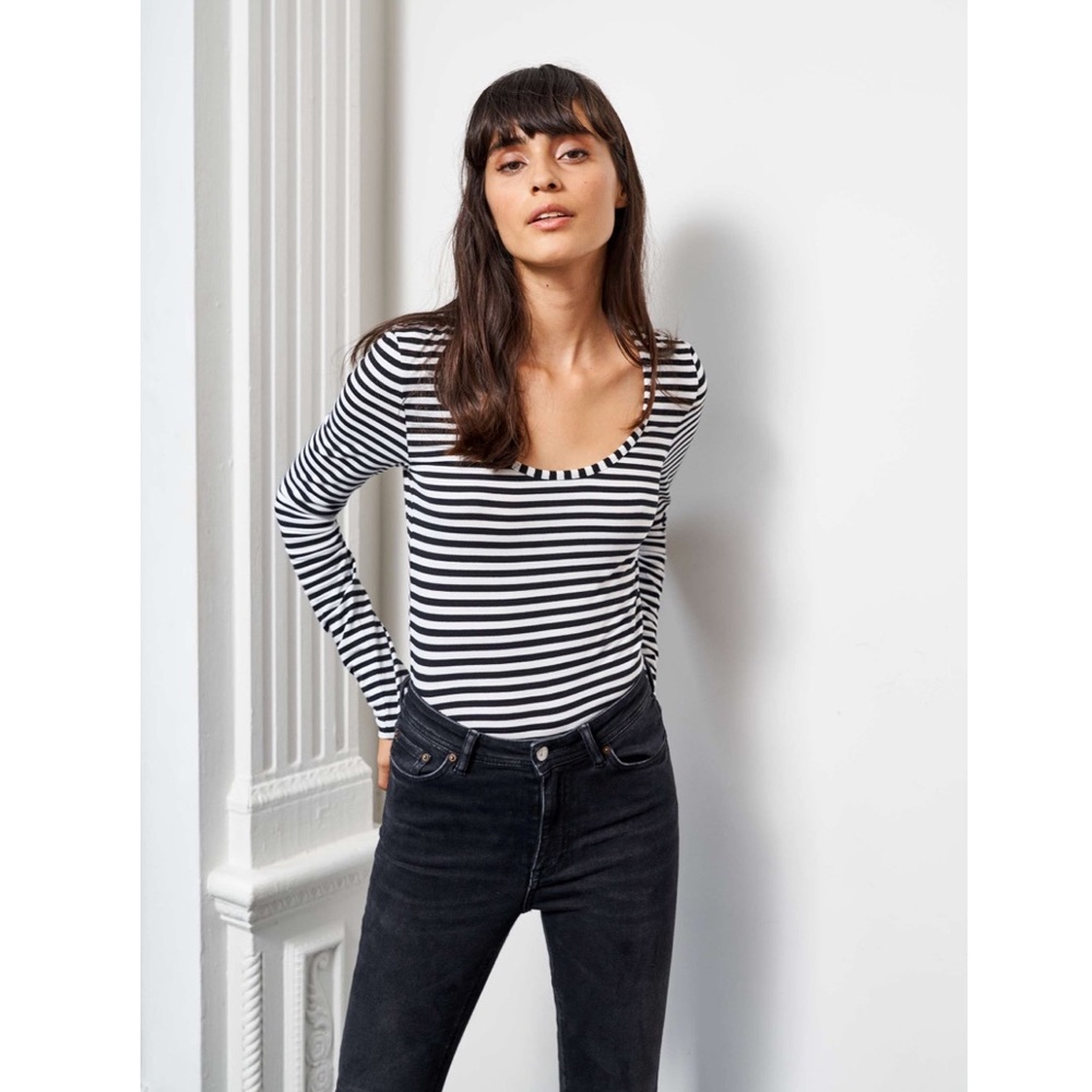 La Ligne Eleonore Scoop Neck Long Sleeve in Black White